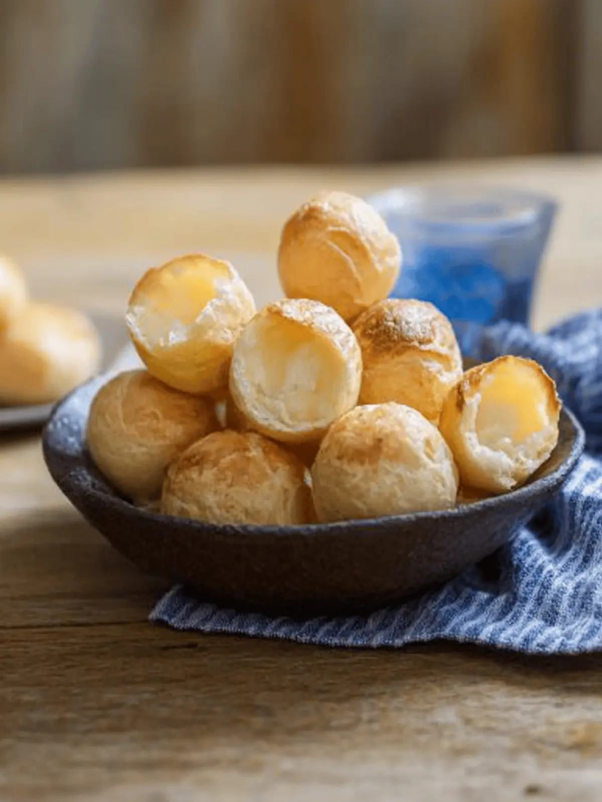 Brazilian cheese puffs