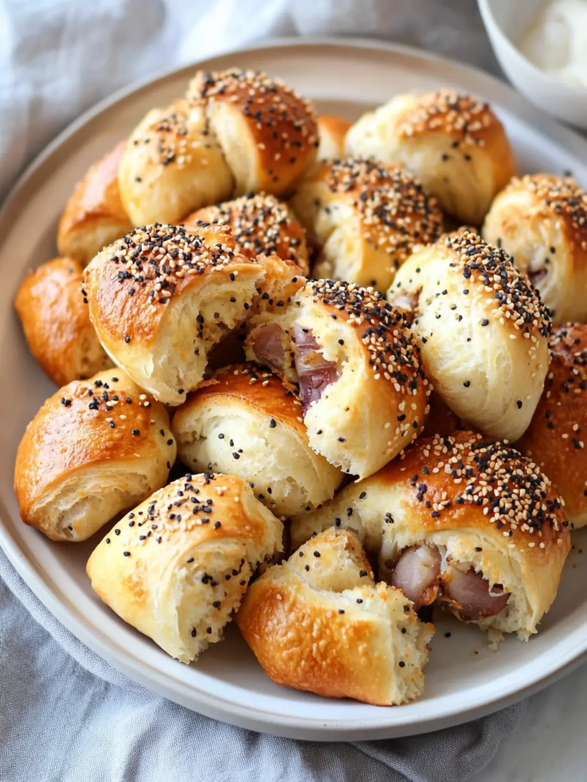 Everything Bagel Pigs in a Blanket That You'll Crave Daily 5 Everything Bagel Pigs in a Blanket