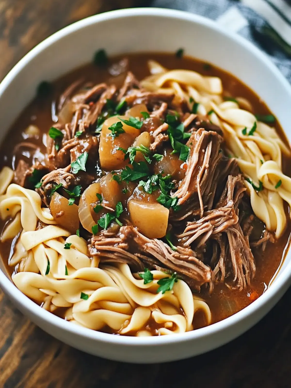 Slow Cooker Beef & Noodles: Comfort Food Made Easy 4 Slow Cooker Beef & Noodles